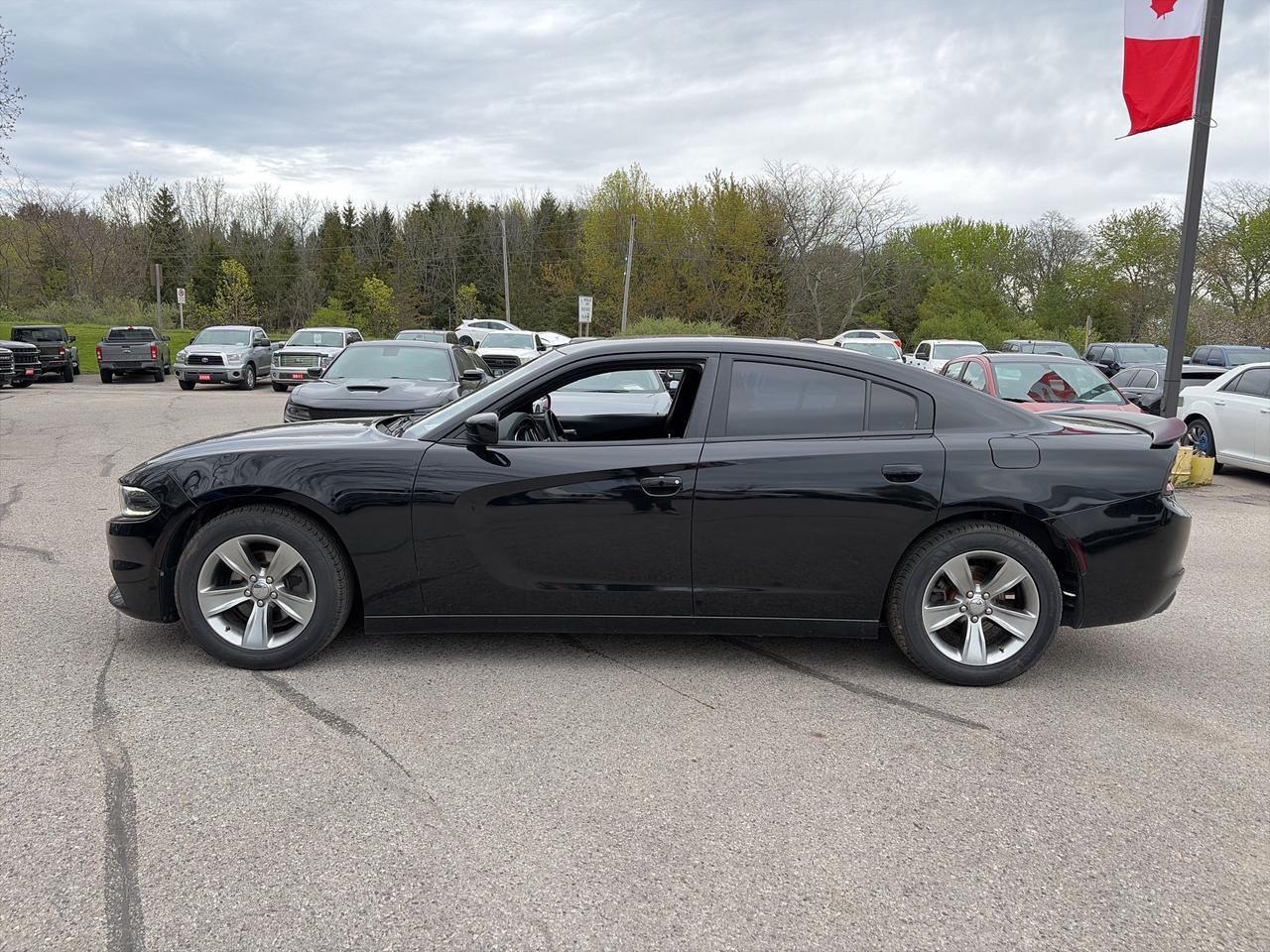 2016 Dodge Charger SXT, HEATED SEATS, REMOTE START, NAVIGATION! - Photo #3