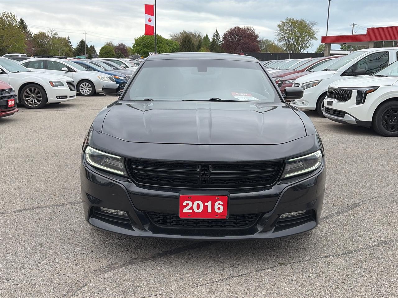 2016 Dodge Charger SXT, HEATED SEATS, REMOTE START, NAVIGATION! - Photo #9
