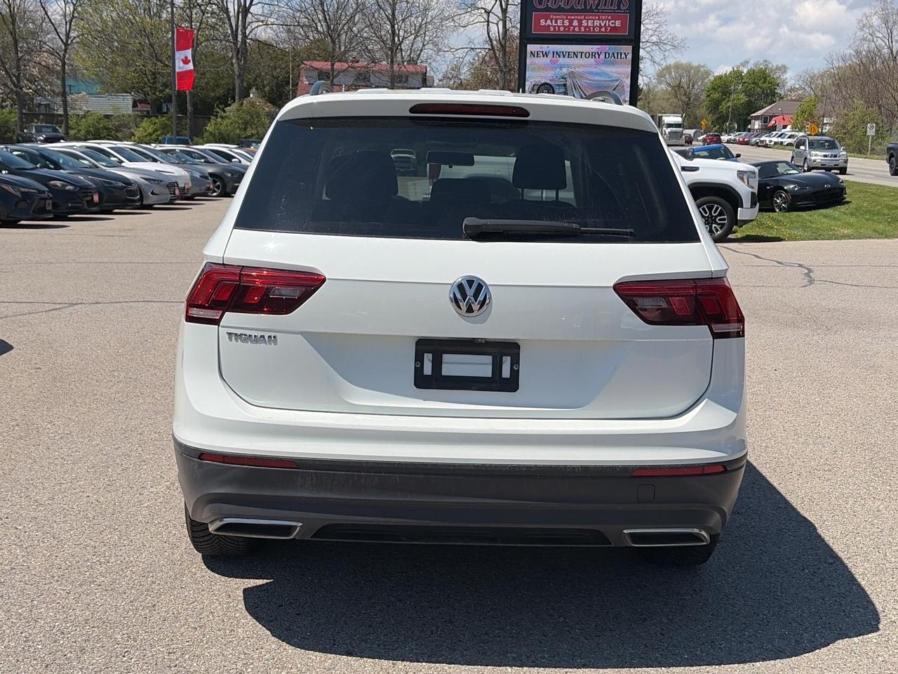 2019 Volkswagen Tiguan TRENDLINE, CLEAN CARFAX, AWD, HEATED SEATS! - Photo #5