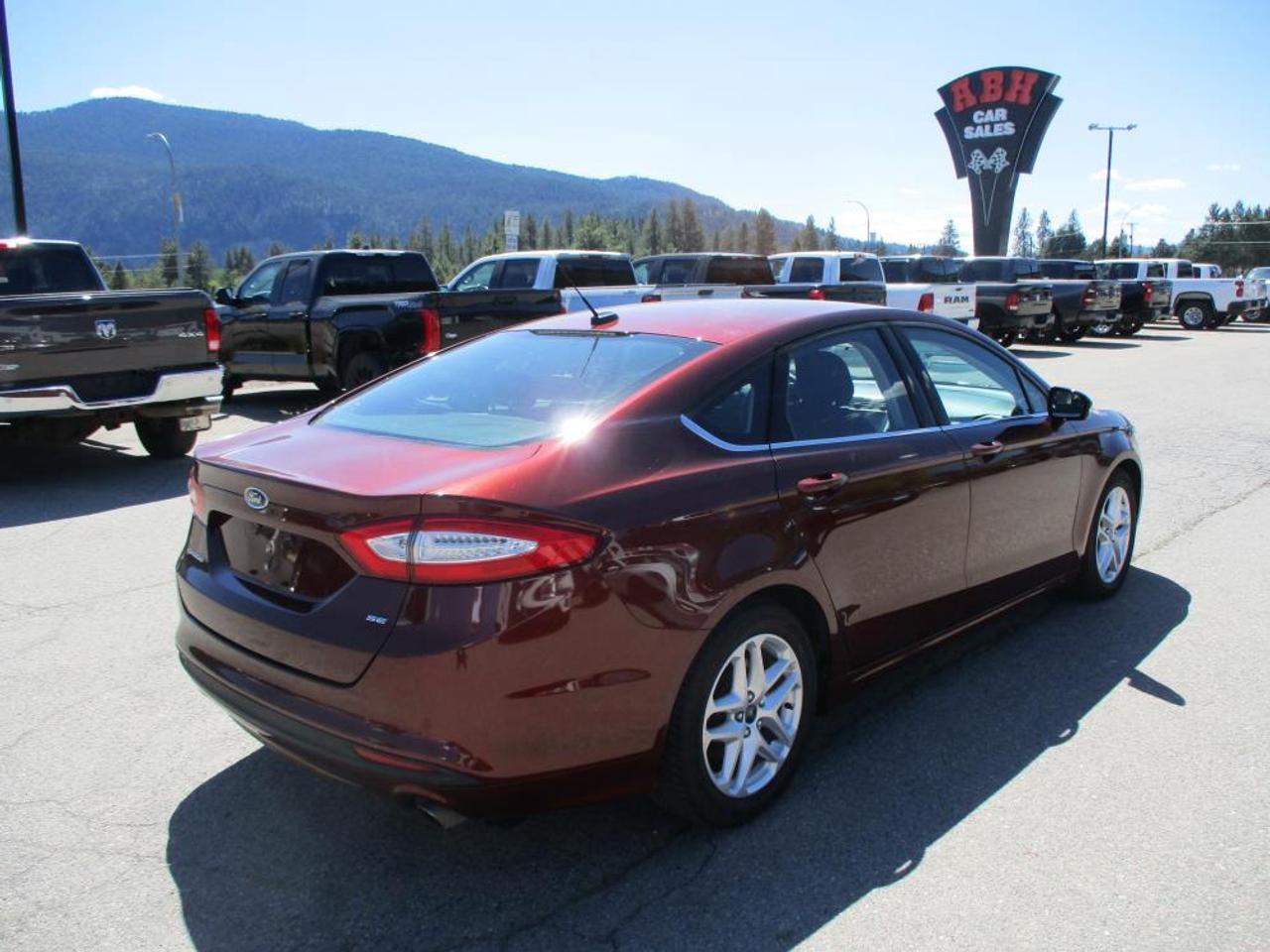 2015 Ford Fusion SE Photo