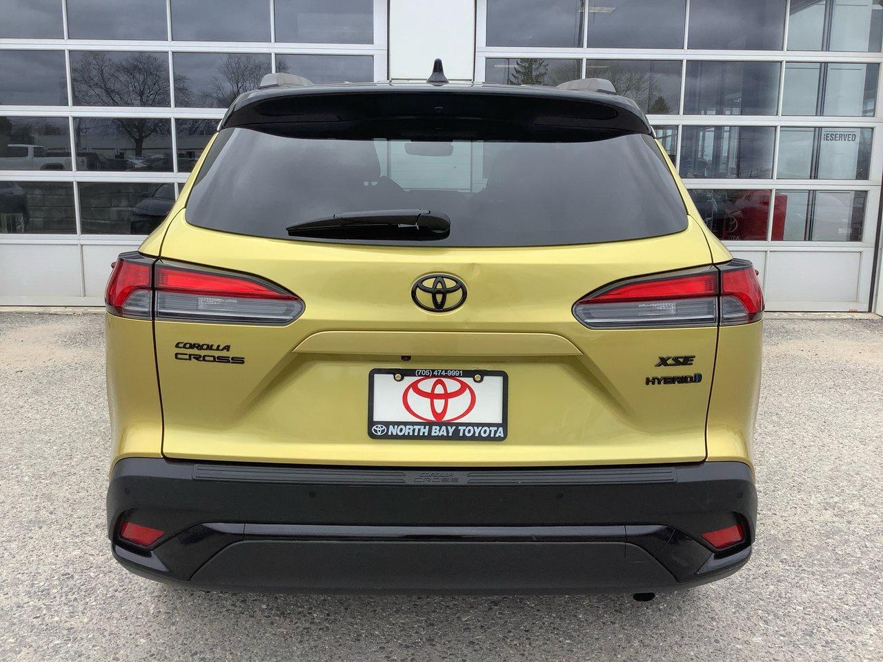 2024 Toyota Corolla Cross XSE Photo