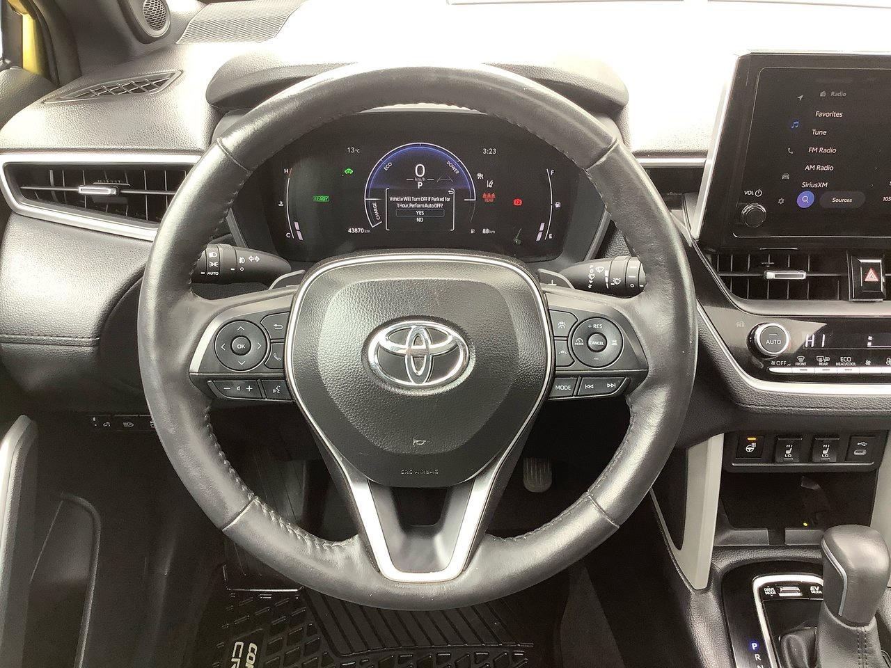 2024 Toyota Corolla Cross XSE Photo