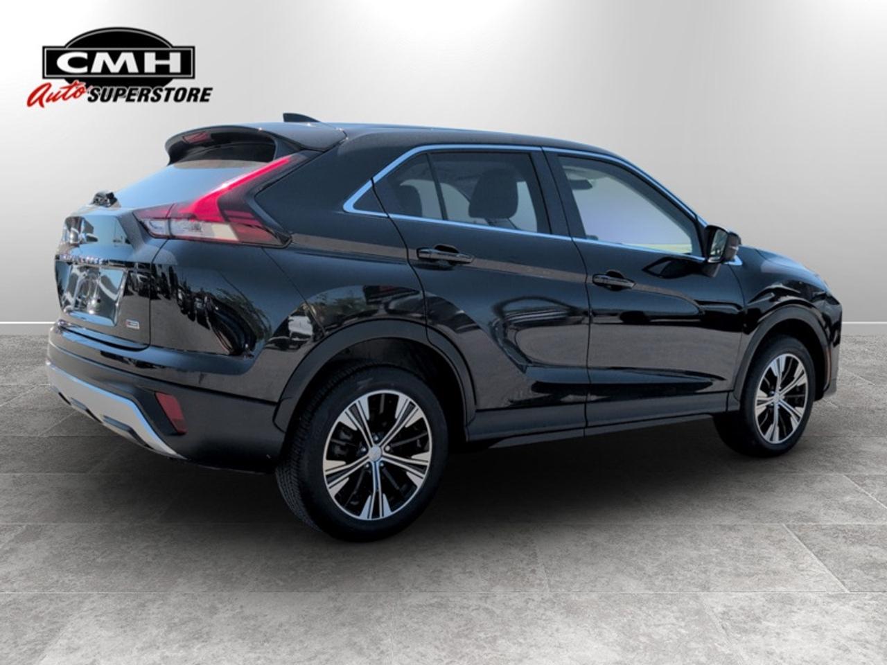 2022 Mitsubishi Eclipse Cross SE  **LOW MILEAGE** Photo