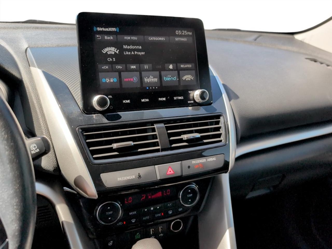 2022 Mitsubishi Eclipse Cross SE  **LOW MILEAGE** Photo