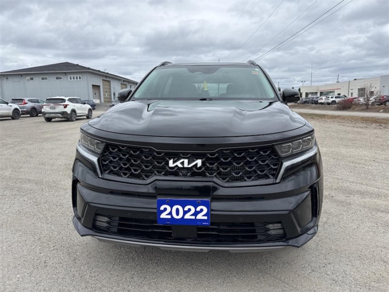 2022 Kia Sorento SX  Panoramic Sunroof - $267 B/W Photo