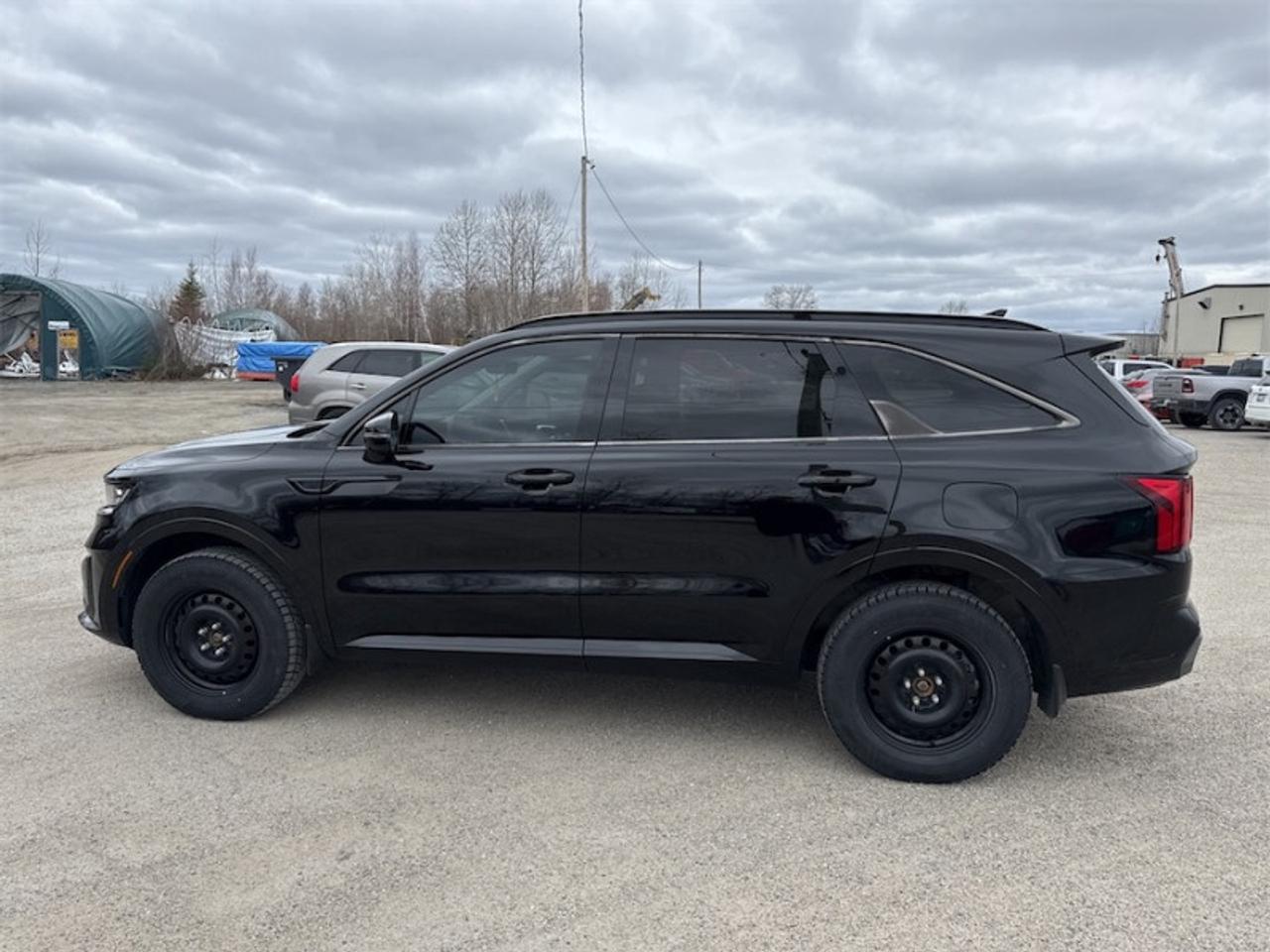 2022 Kia Sorento SX  Panoramic Sunroof - $267 B/W Photo