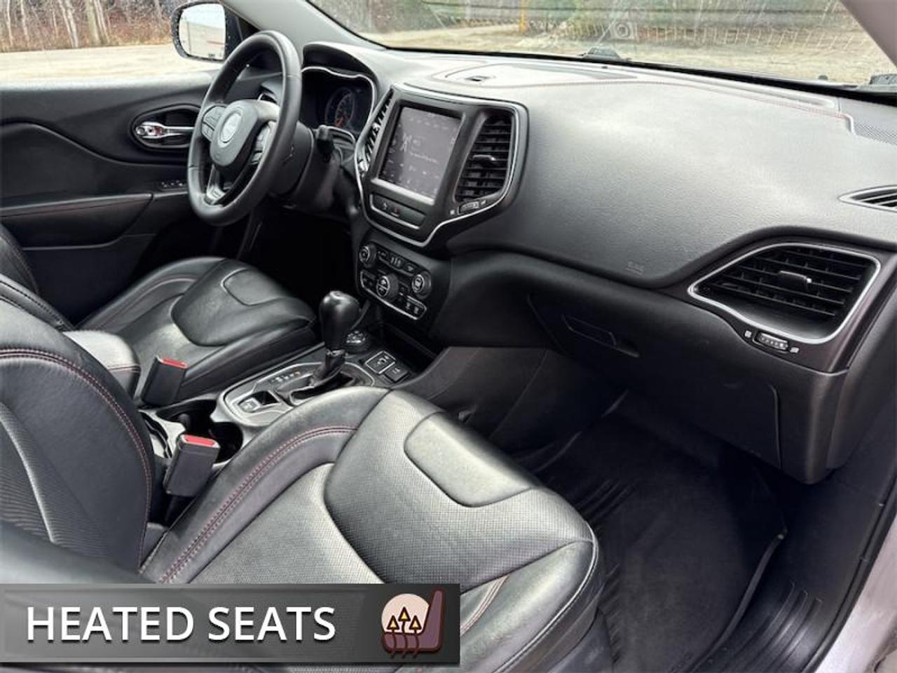 2022 Jeep Cherokee Trailhawk Elite  Panoramic Sunroof - $200 B/W Photo