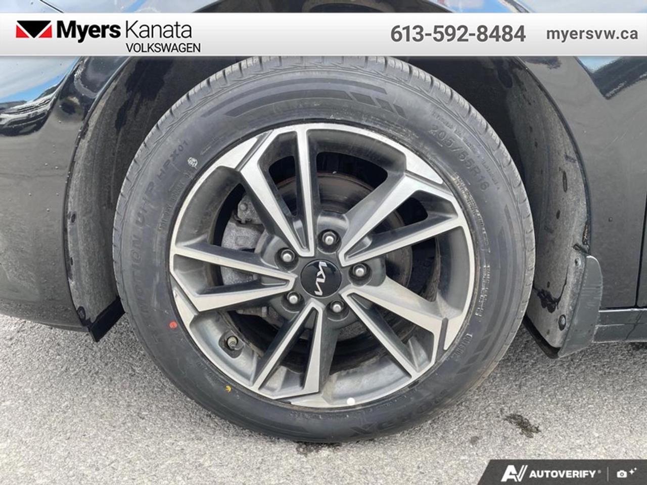 2023 Kia Forte EX+  - Sunroof -  Android Auto Photo