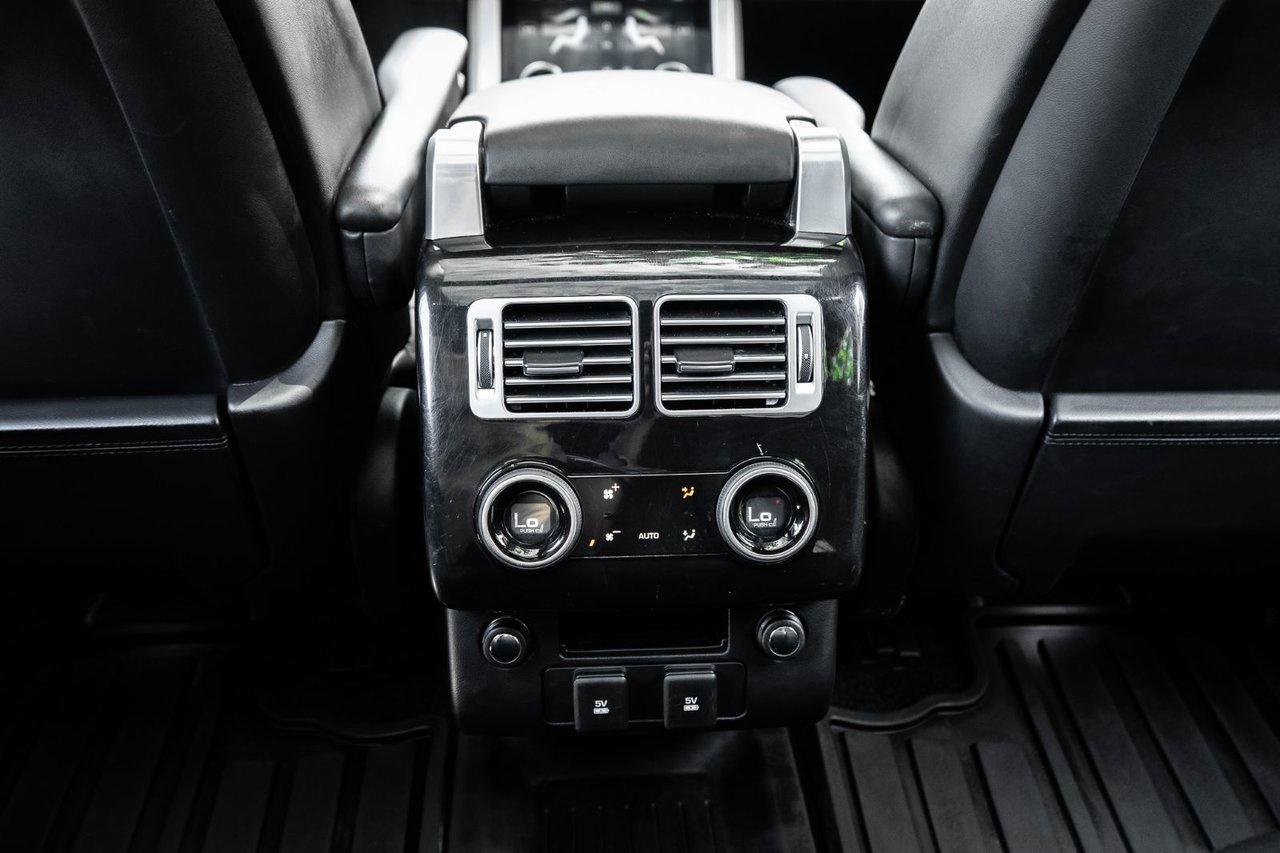 2021 Land Rover Range Rover HSE PHEV Photo