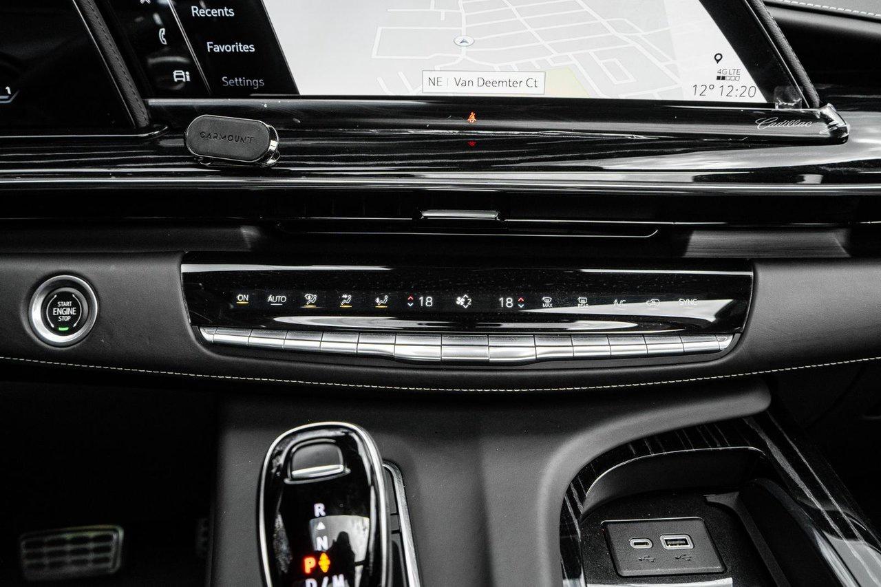 2023 Cadillac Escalade AWD V-Series Photo