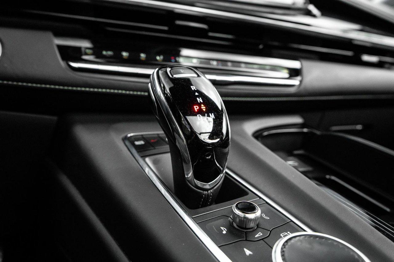 2023 Cadillac Escalade AWD V-Series Photo
