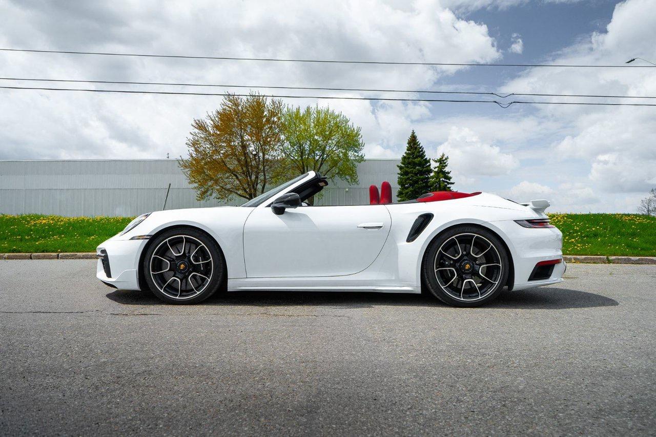 2021 Porsche 911 Turbo S Photo