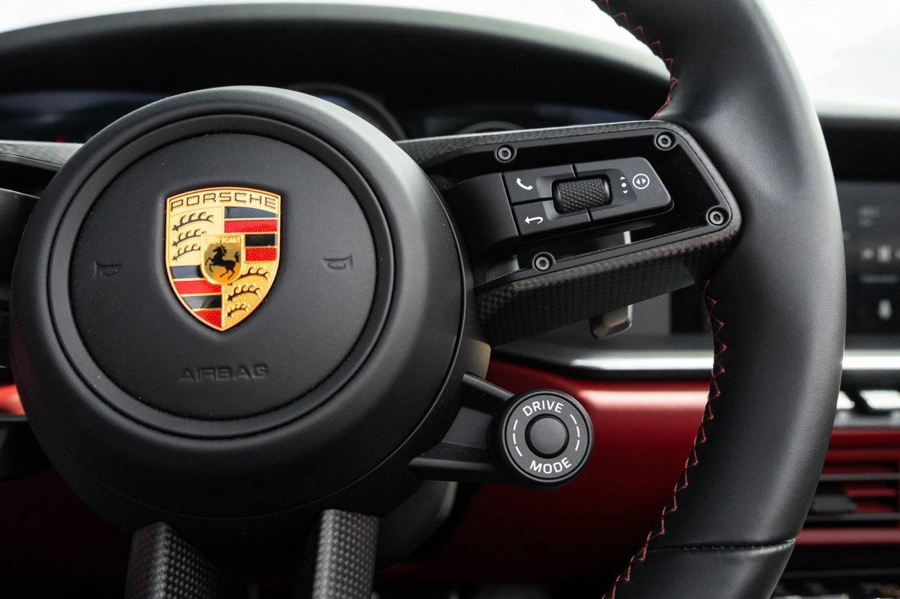 2021 Porsche 911 Turbo S Photo