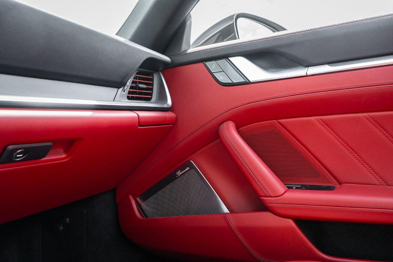2021 Porsche 911 Turbo S Photo