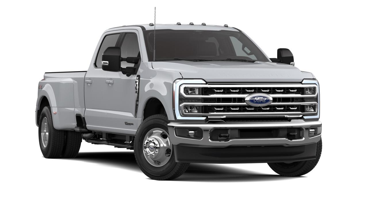 2026 Ford F-350 Super Duty DRW XLT Photo3