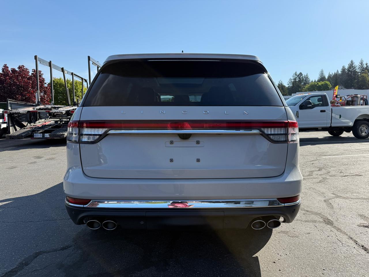 2023 Lincoln Aviator Reserve Photo3