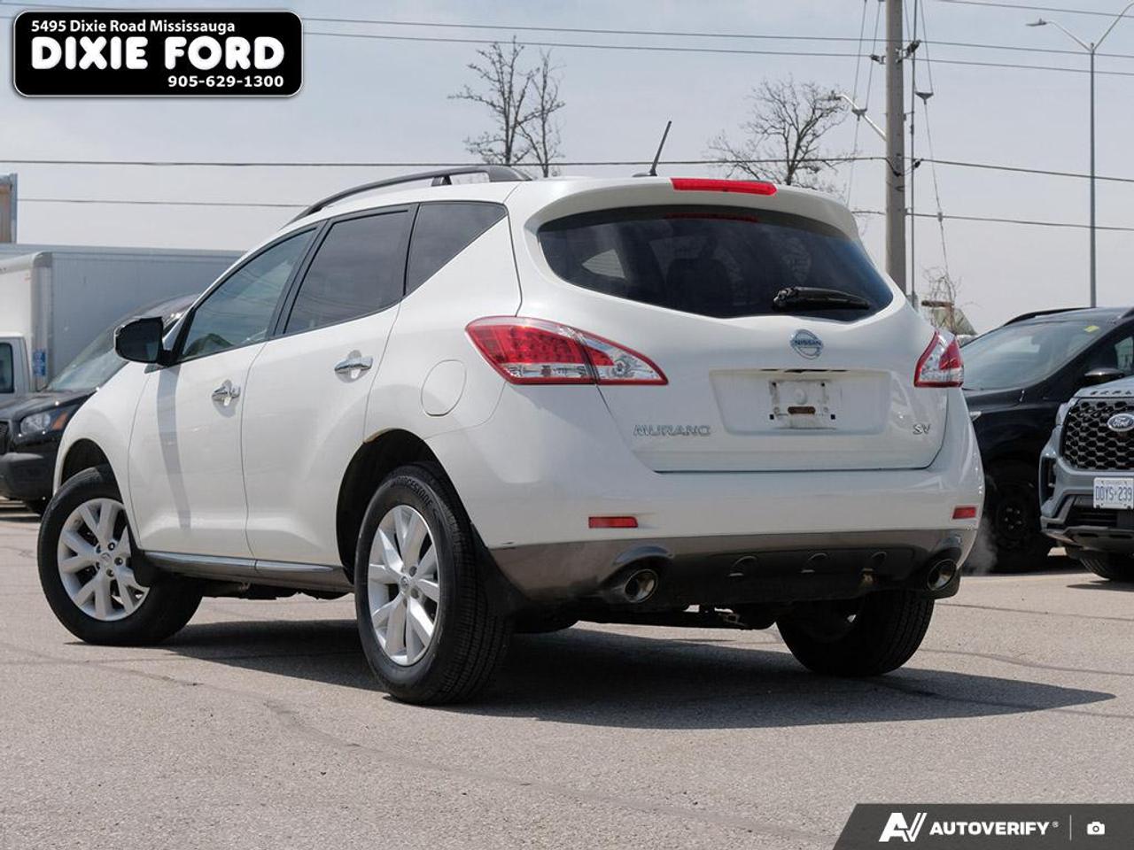 2013 Nissan Murano SV Photo3