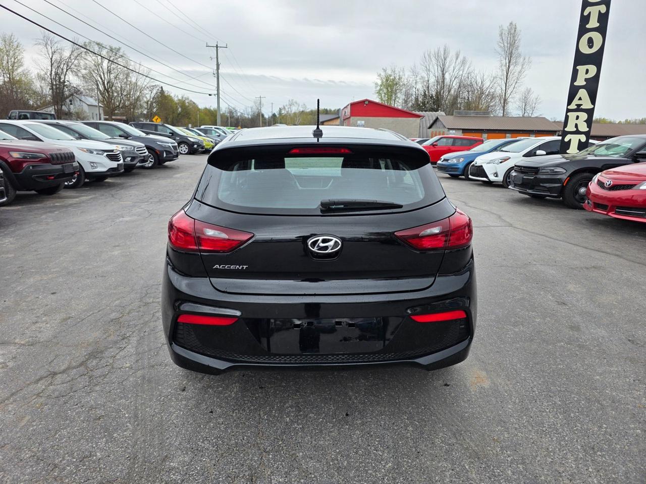 2019 Hyundai Accent Ultimate Photo3
