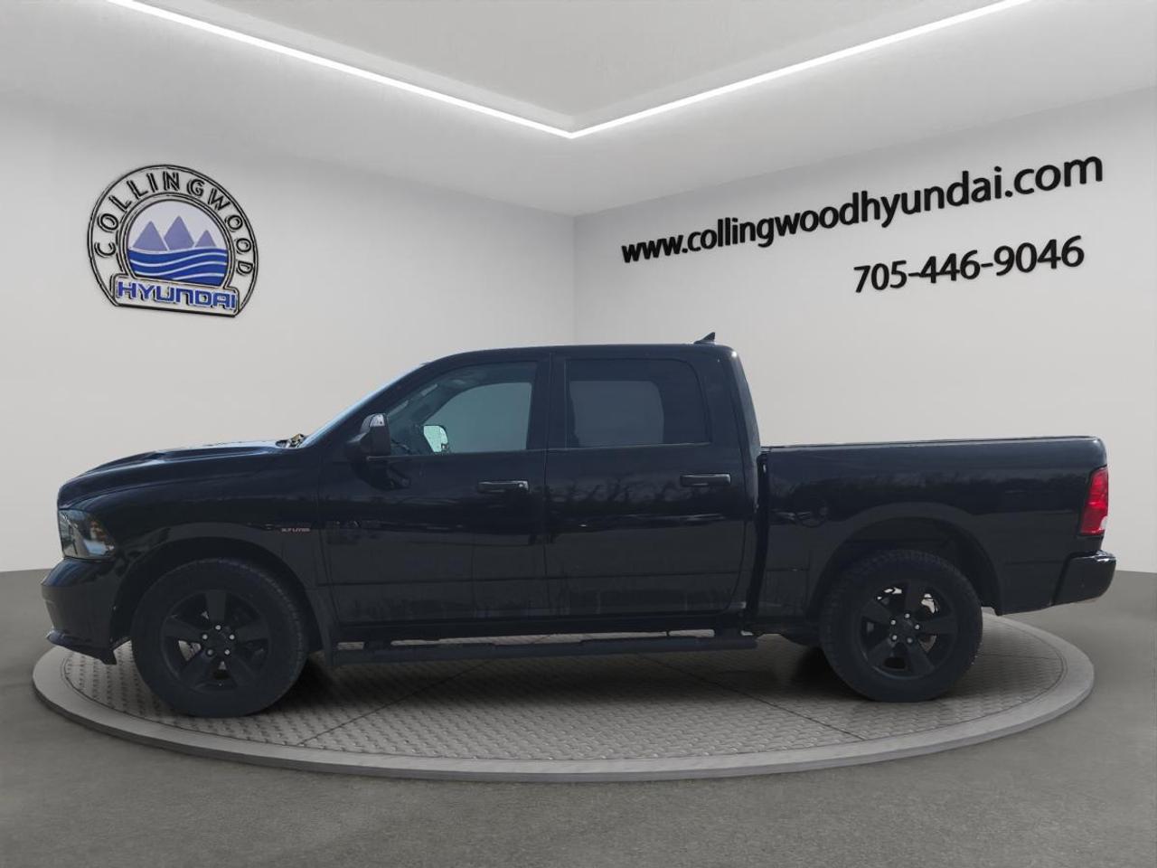 2020 RAM 1500 Classic EXPRESS Photo