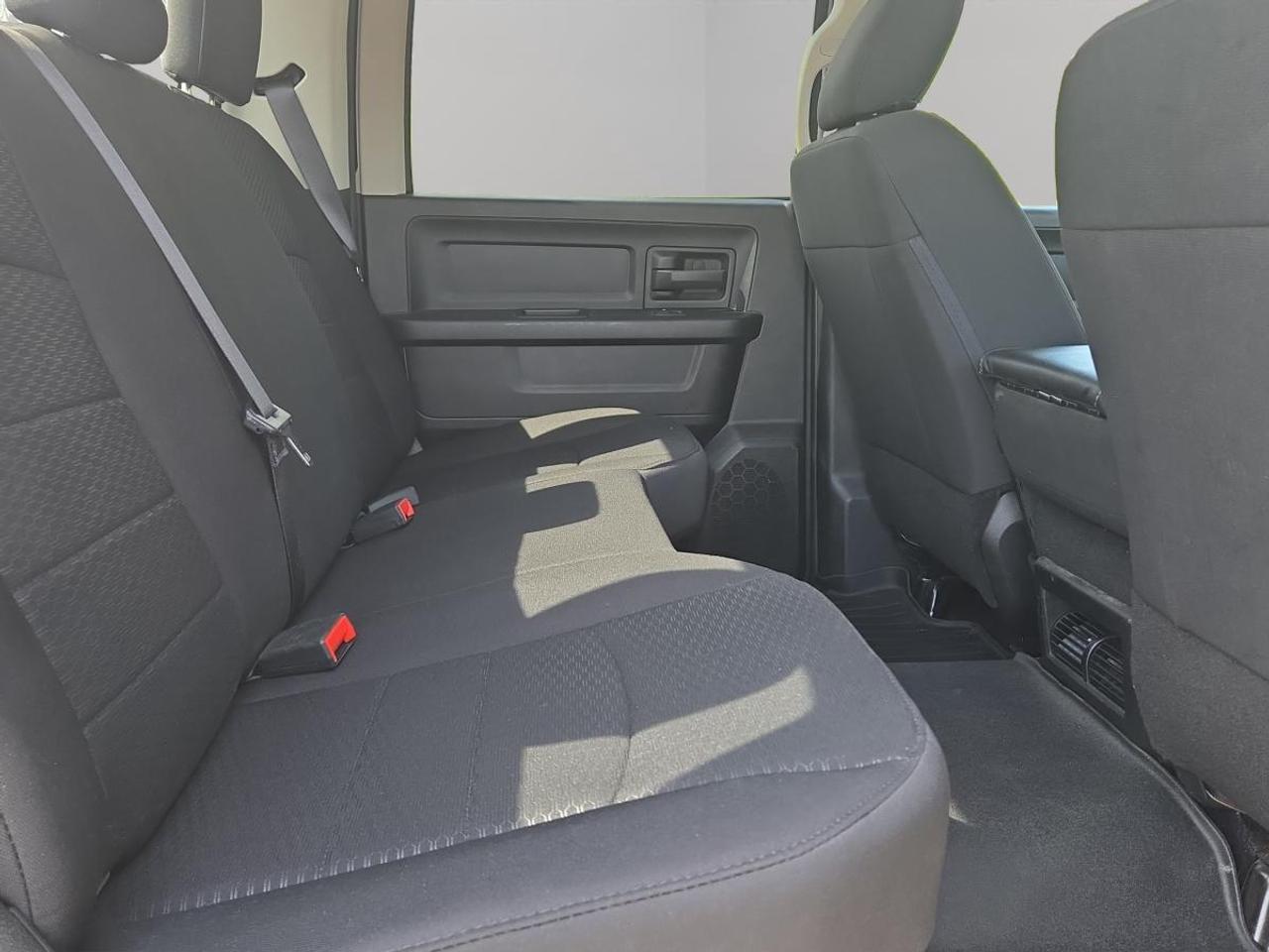 2020 RAM 1500 Classic EXPRESS Photo
