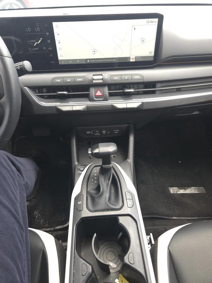 2025 Kia K4 GT-LINE TURBO Photo