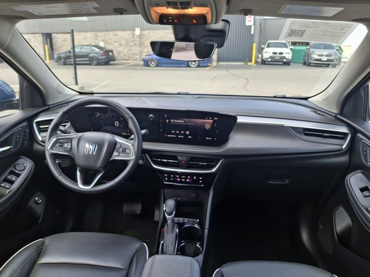 2024 Buick Encore GX Avenir AWD | Tech Pack | Pano Sunroof | Leather | Heated Seats + Steering | Adaptive Cruise & More ! Photo4