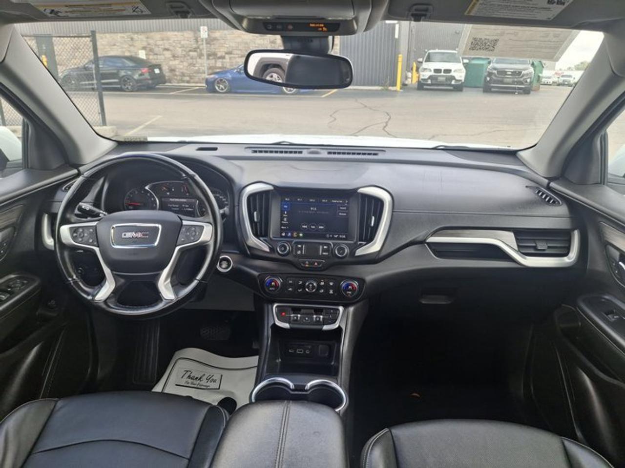 2024 GMC Terrain SLT AWD | Leather | Heated Seats + Steering | Remote Start | Power Liftgate | CarPlay and More ! Photo