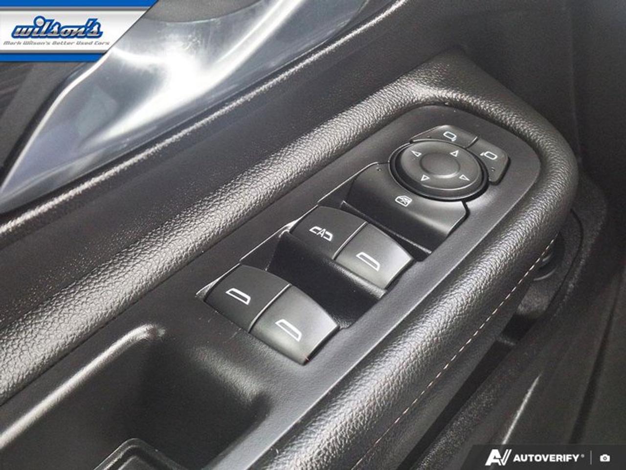 2024 GMC Terrain SLT AWD | Leather | Heated Seats + Steering | Remote Start | Power Liftgate | CarPlay and More ! Photo