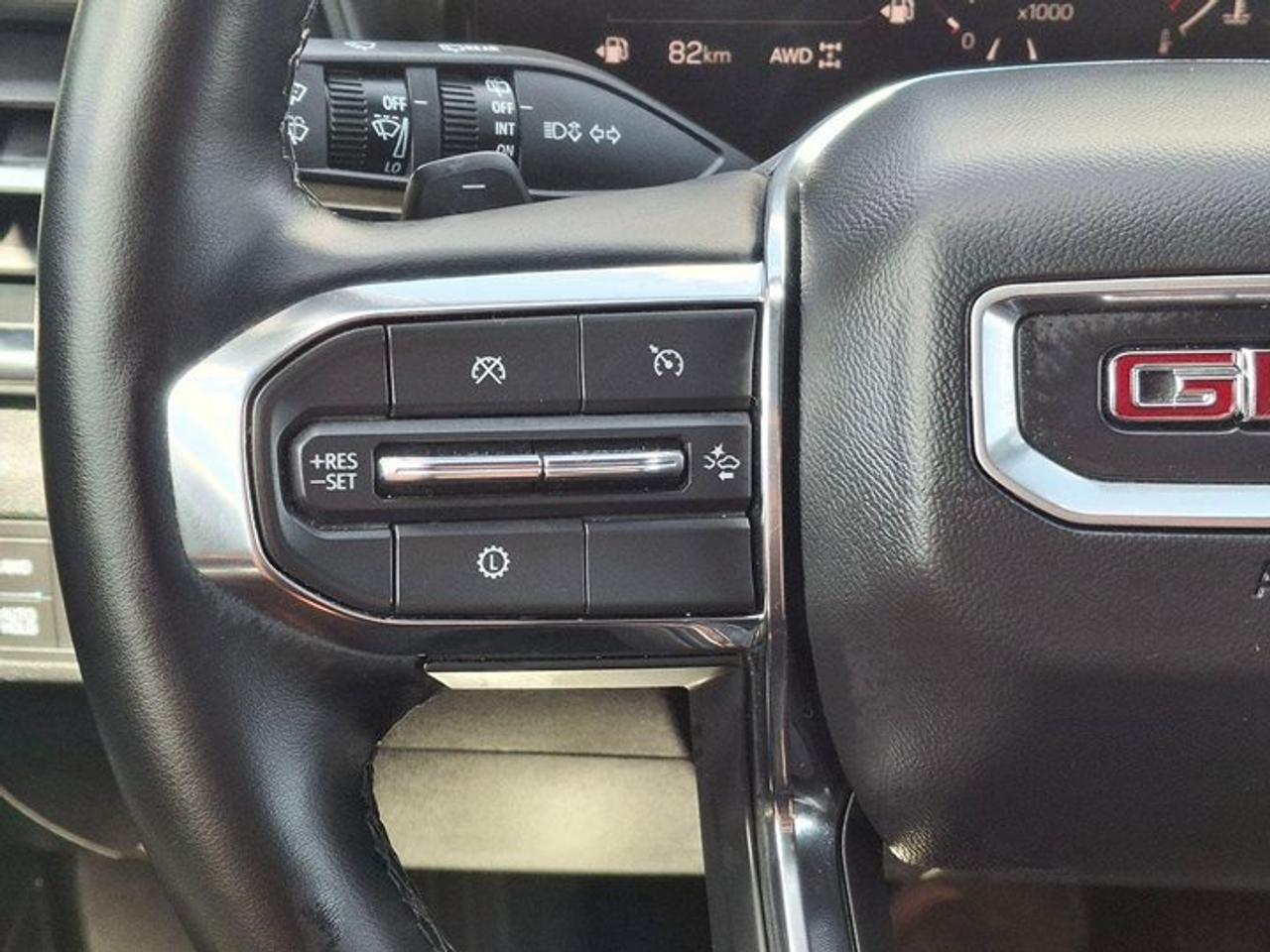 2026 GMC Terrain Elevation | Leather | Premium Pkg | Adaptive Cruise | Convenience Pkg | Heated Wheel + Seats Photo