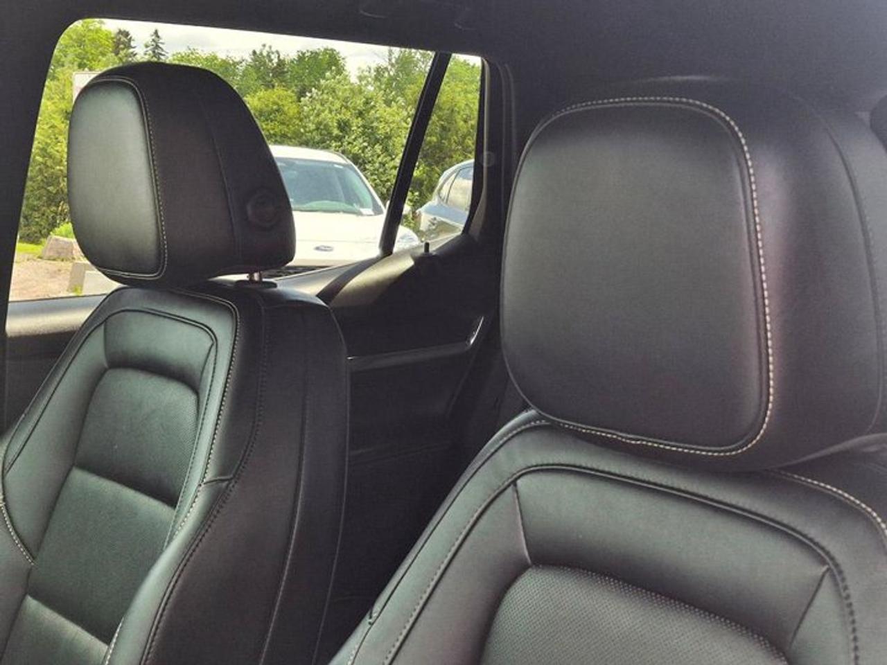 2026 GMC Terrain Elevation | Leather | Premium Pkg | Adaptive Cruise | Convenience Pkg | Heated Wheel + Seats Photo