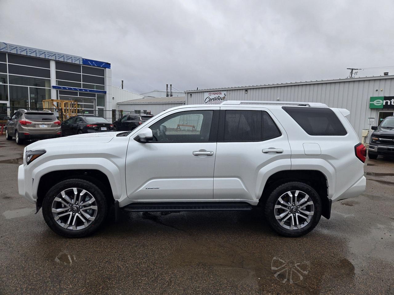 2026 Toyota 4Runner LIMITED 7 PASSENGER - PREMIUM Photo1
