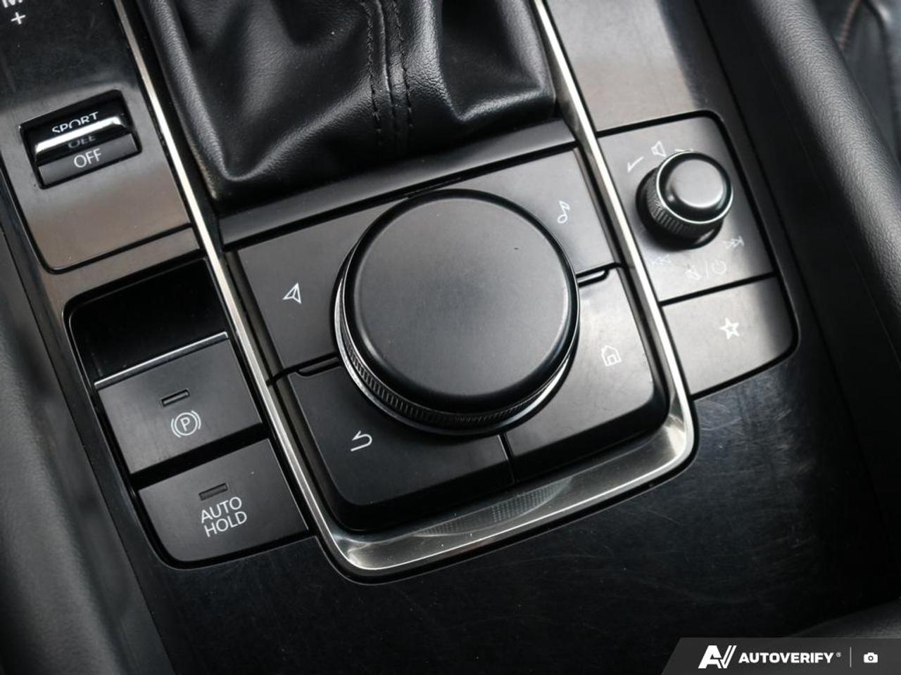 2020 Mazda MAZDA3 SPORT GT Photo