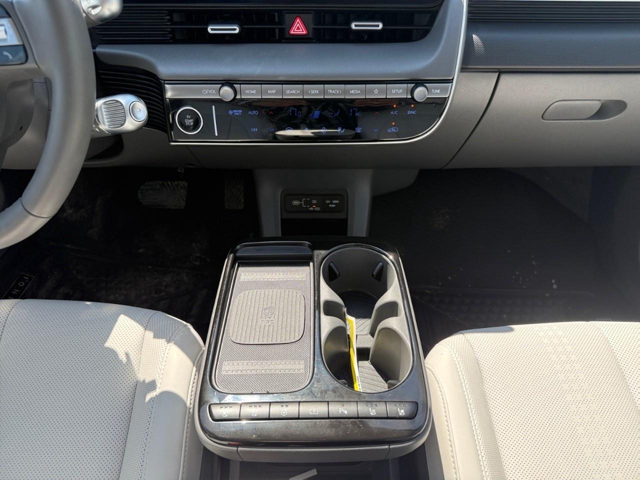 2025 Hyundai IONIQ 5 Preferred AWD Long Range w/Ultimate Pkg Photo