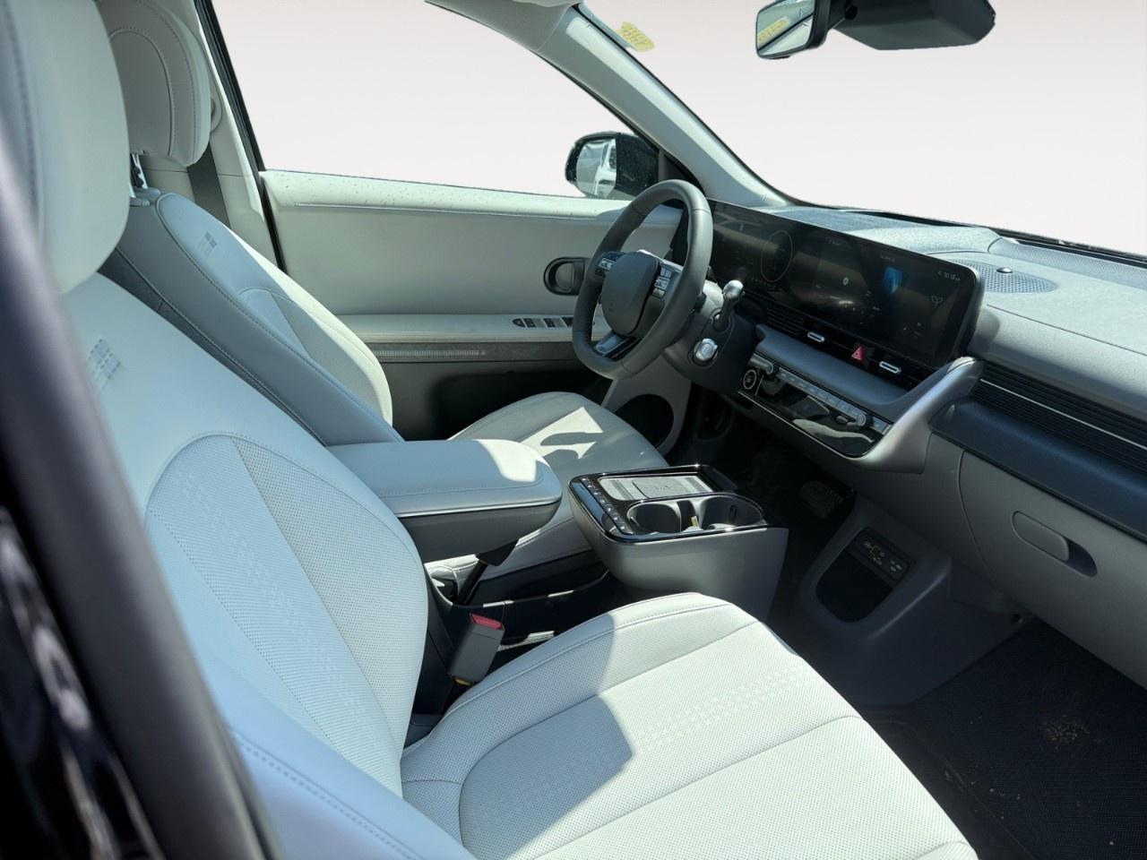 2025 Hyundai IONIQ 5 Preferred AWD Long Range w/Ultimate Pkg Photo