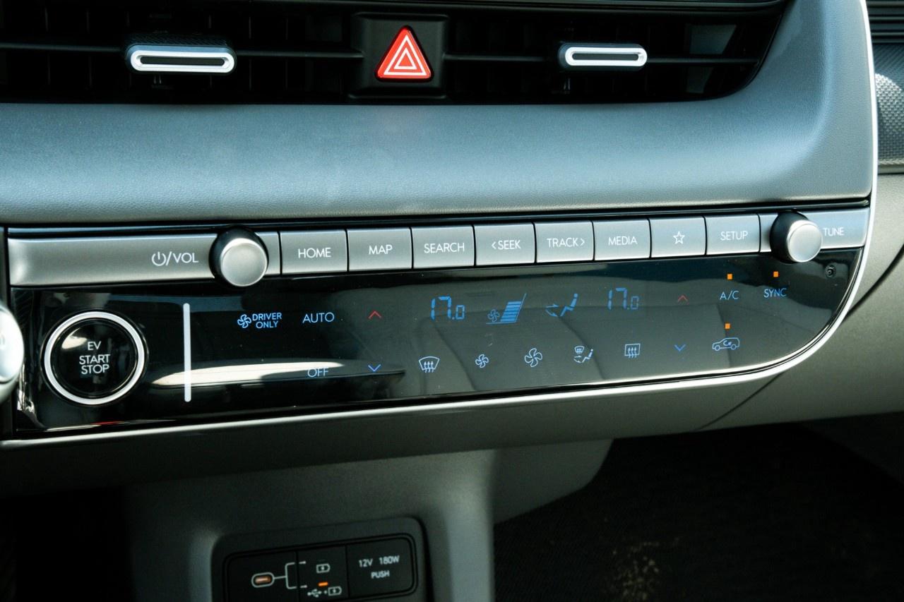 2025 Hyundai IONIQ 5 Preferred AWD Long Range w/Ultimate Pkg Photo