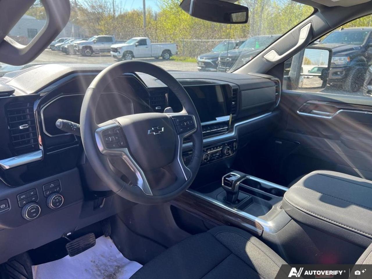 2026 Chevrolet Silverado 1500 LT Trail Boss Photo