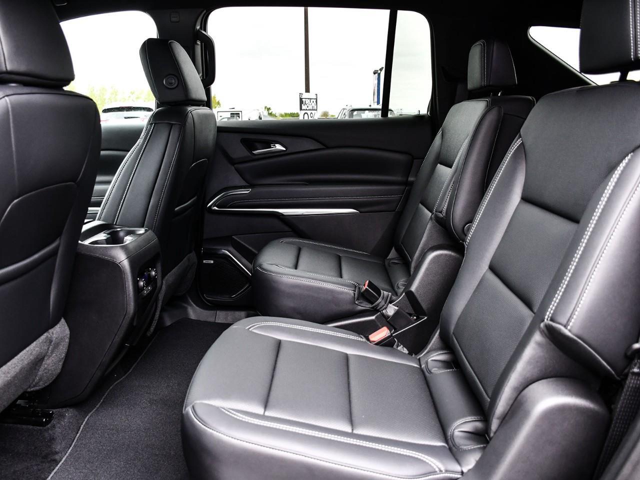 2026 Chevrolet Traverse LT Photo