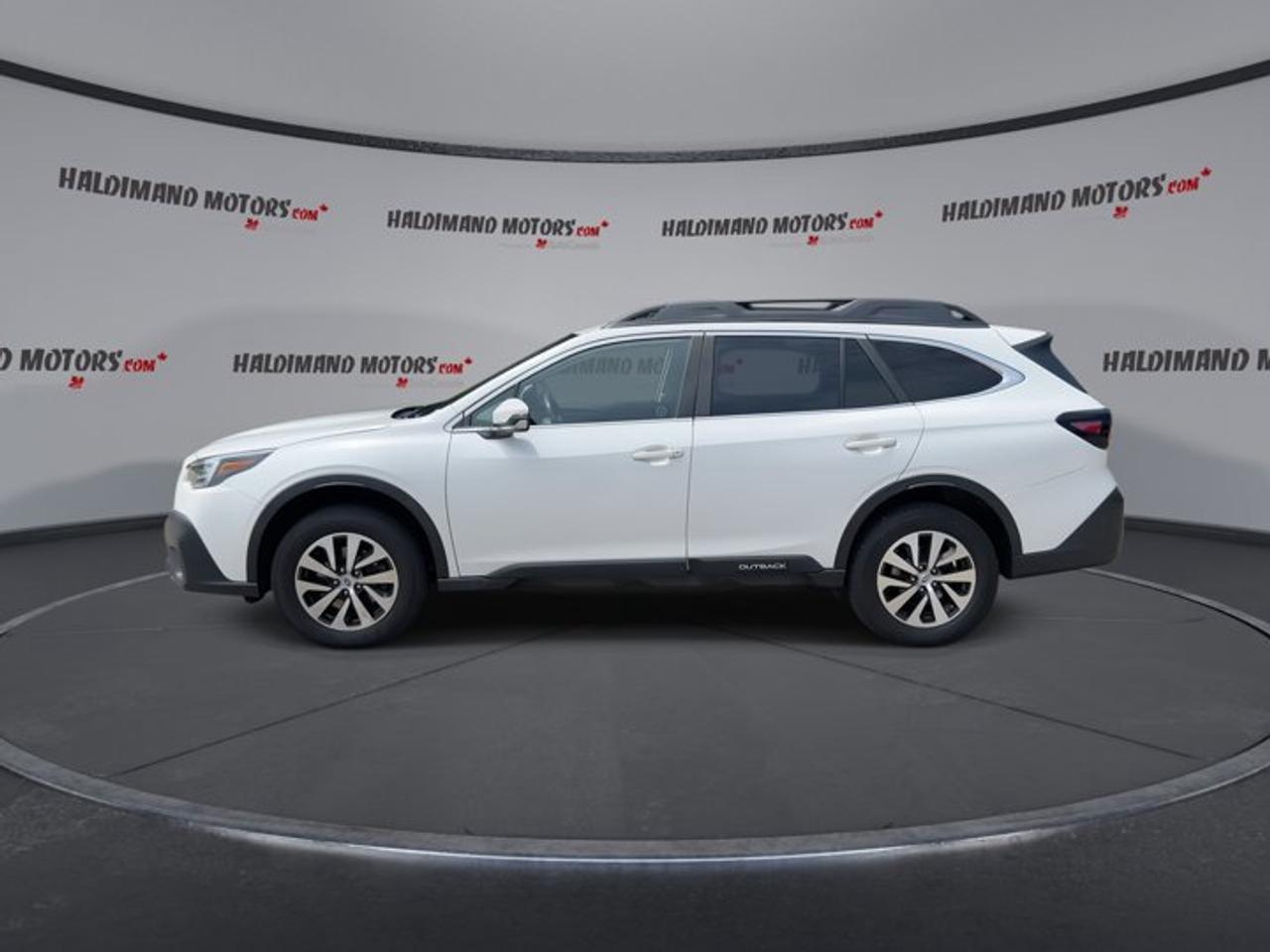 2021 Subaru Outback Touring 4WD | NO Accidents | Sunroof | Heated Steering Photo4