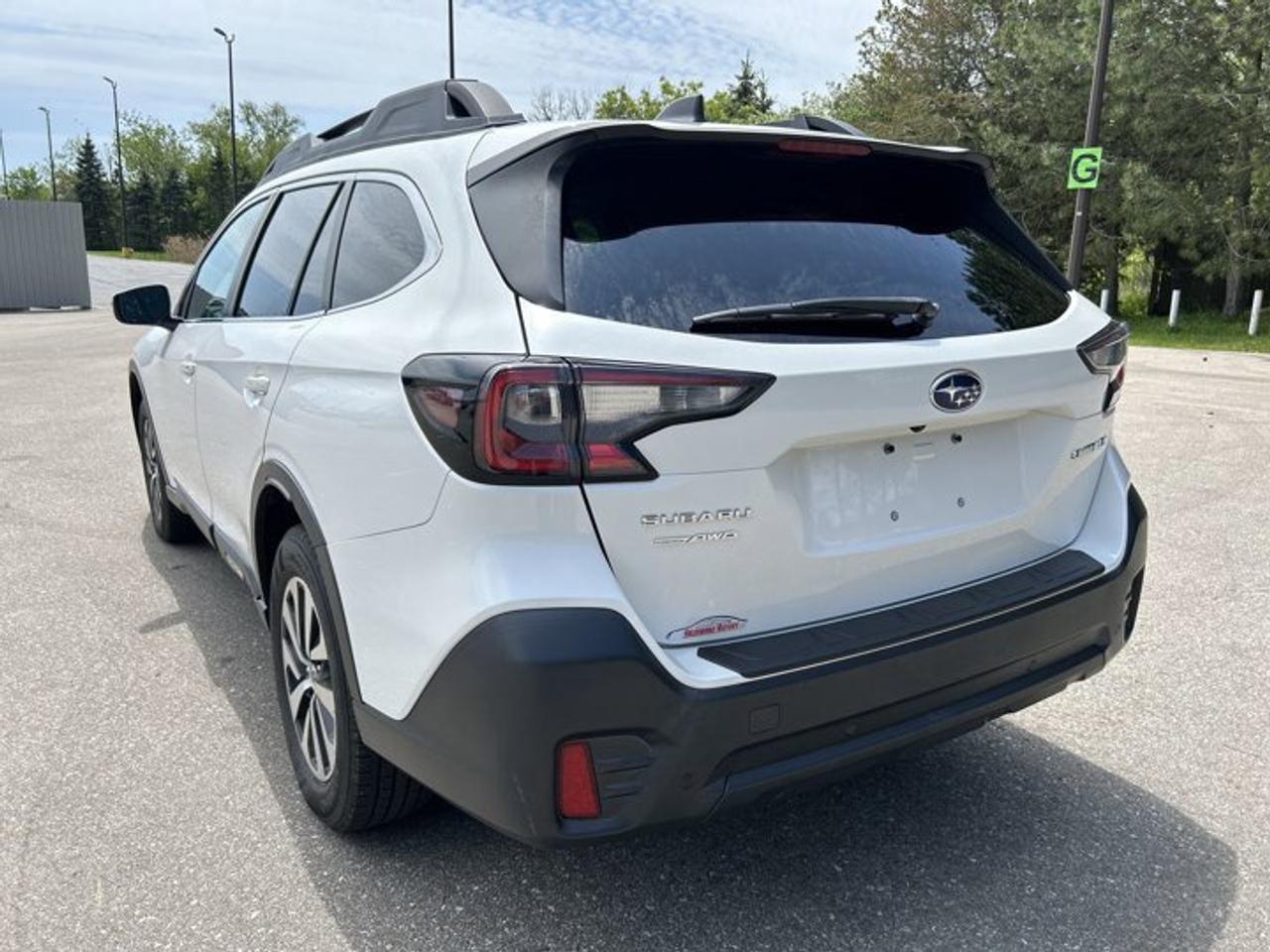 2021 Subaru Outback Touring 4WD | NO Accidents | Sunroof | Heated Steering Photo