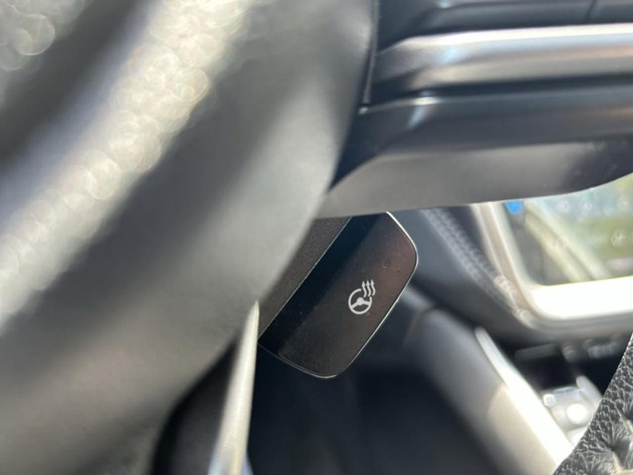 2021 Subaru Outback Touring 4WD | NO Accidents | Sunroof | Heated Steering Photo