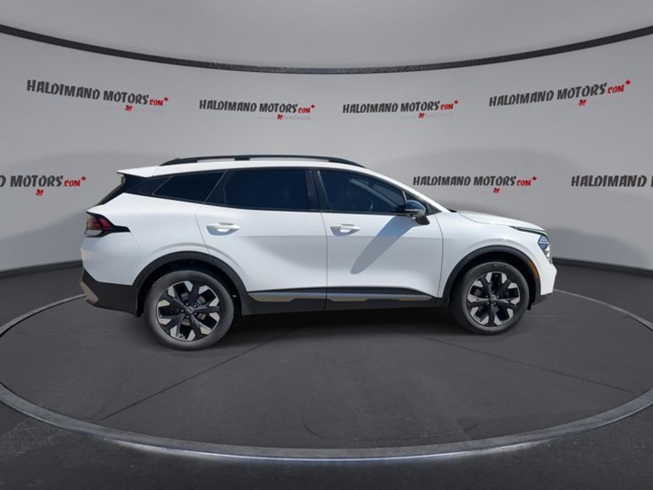 2023 Kia Sportage X-Line Limited AWD | One Owner | No Accidents | Leather Seats Photo