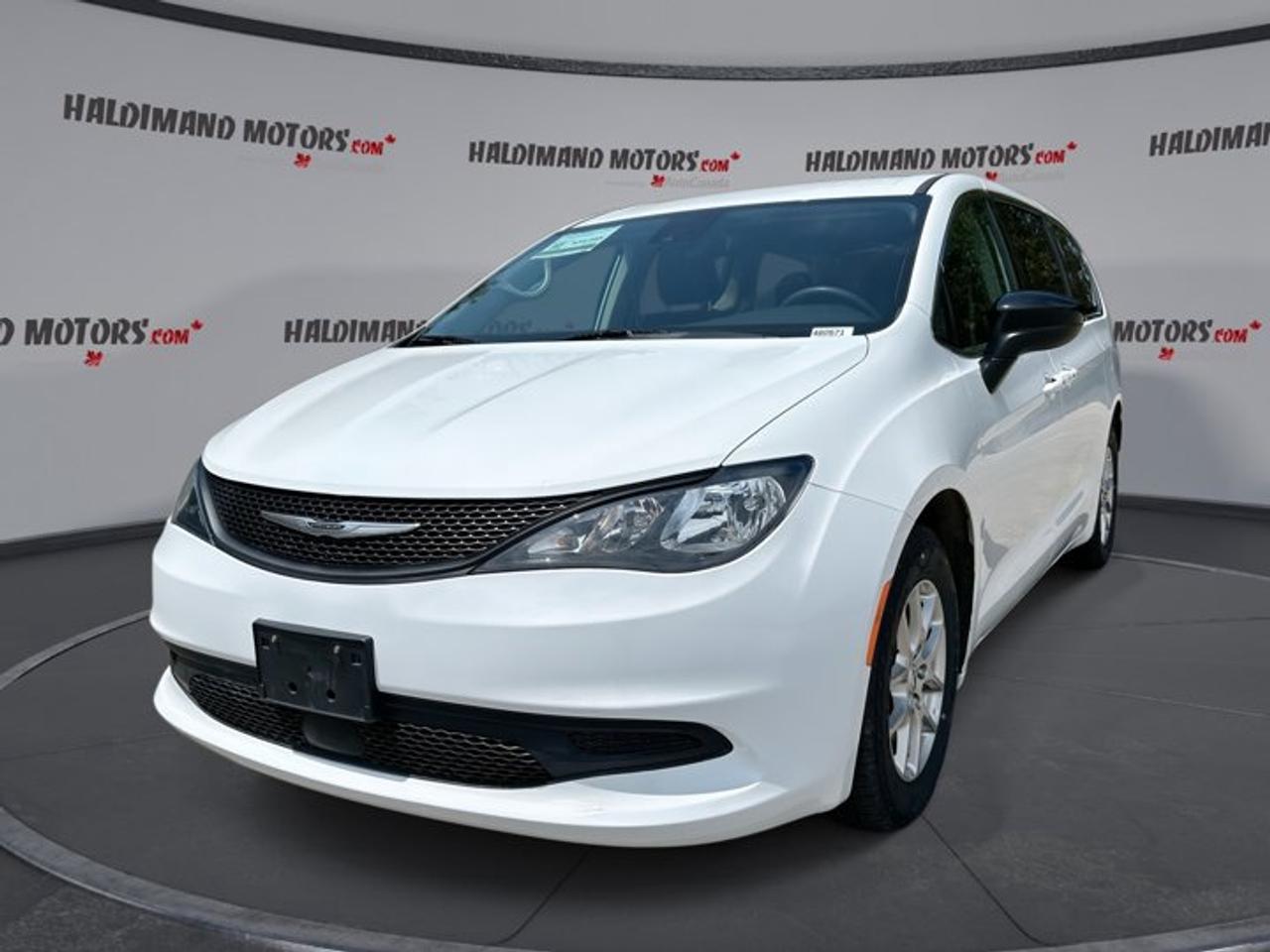 2024 Dodge Grand Caravan SXT 2WD | No Accidents | Heated Steering Photo0