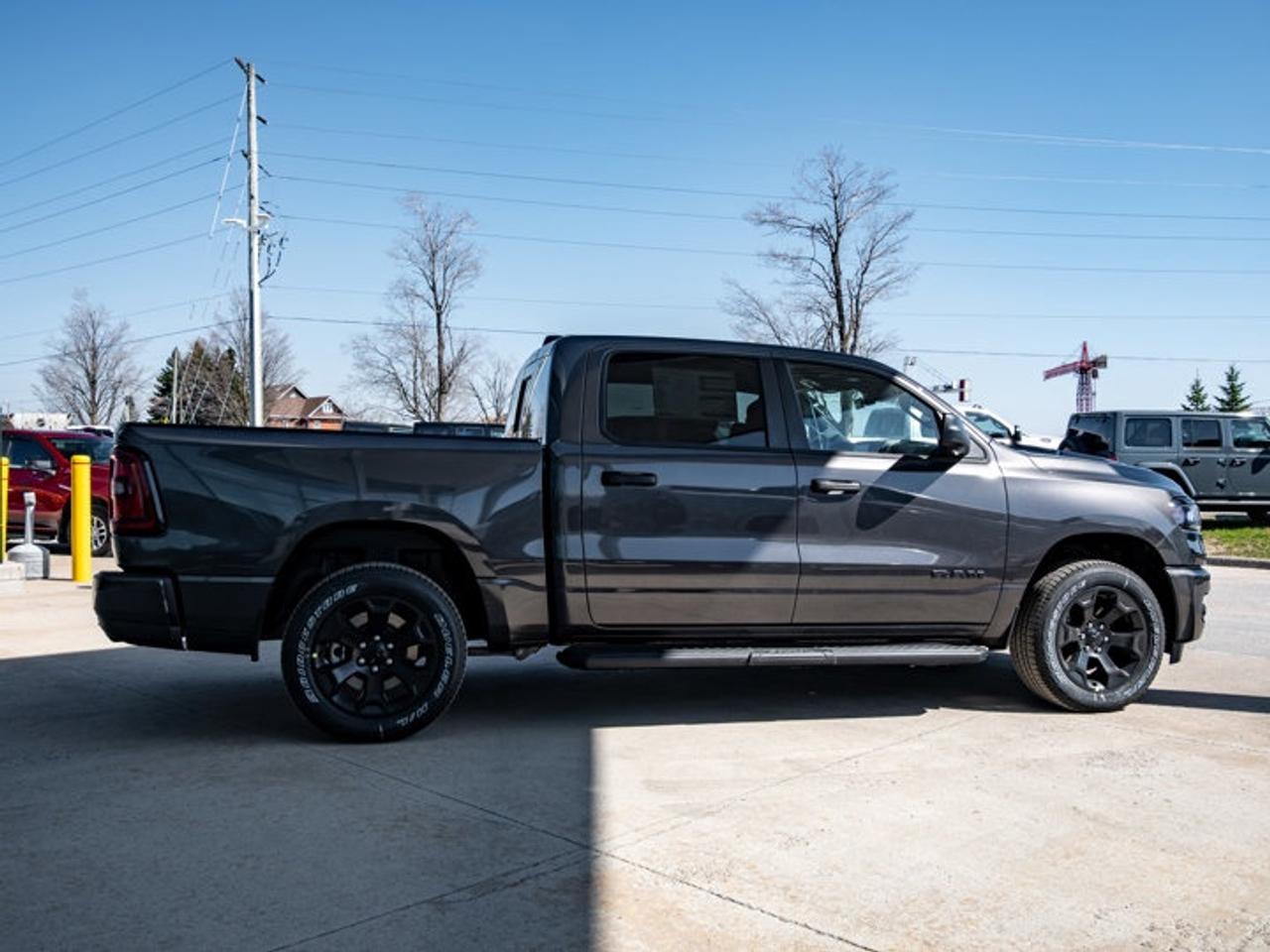 2026 RAM 1500 Express Photo