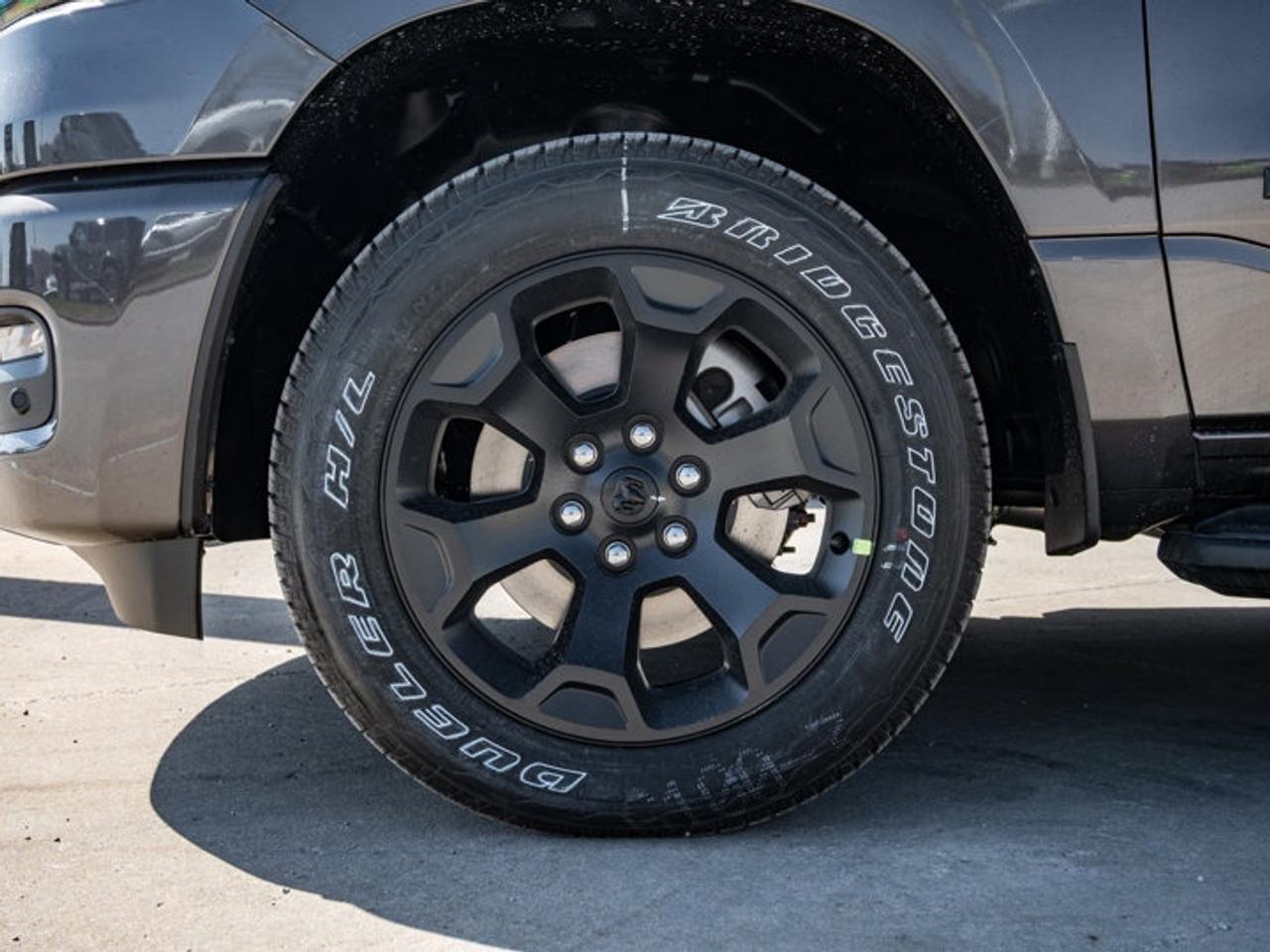 2026 RAM 1500 Express Photo