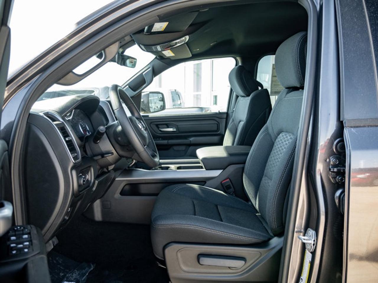 2026 RAM 1500 Express Photo