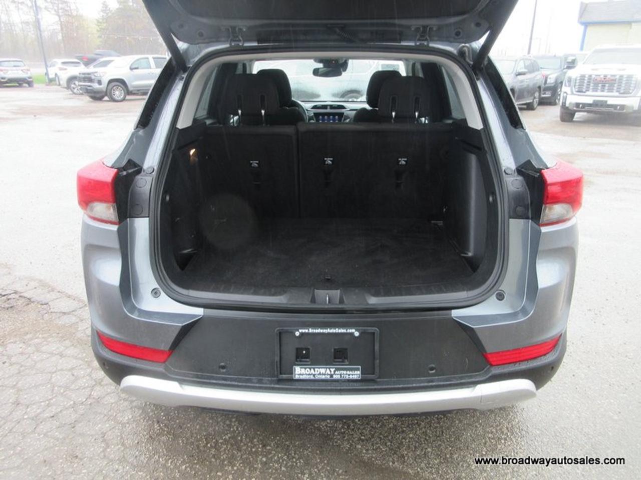2022 Chevrolet TrailBlazer ALL-WHEEL DRIVE LT-MODEL 5 PASSENGER 1.3L - DOHC.. HEATED SEATS & WHEEL.. PANORAMIC SUNROOF.. POWER TAILGATE.. BACK-UP CAMERA.. Photo