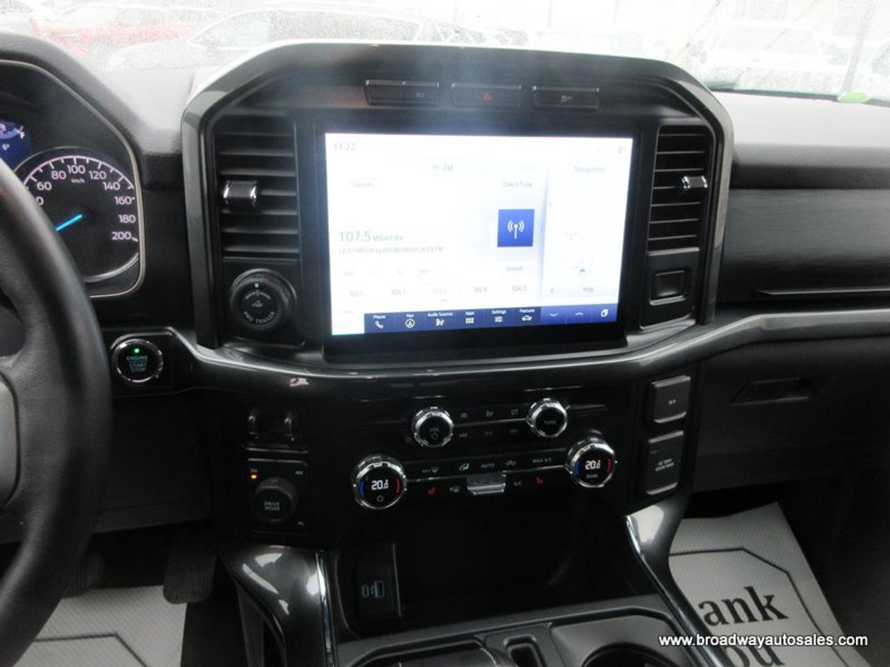 2021 Ford F-150 WORK READY XLT-SPORT-VERSION 5 PASSENGER 5.0L - V8.. 4X4.. CREW-CAB.. SHORTY.. NAVIGATION.. HEATED SEATS.. POWER PEDALS.. BACK-UP CAMERA.. Photo