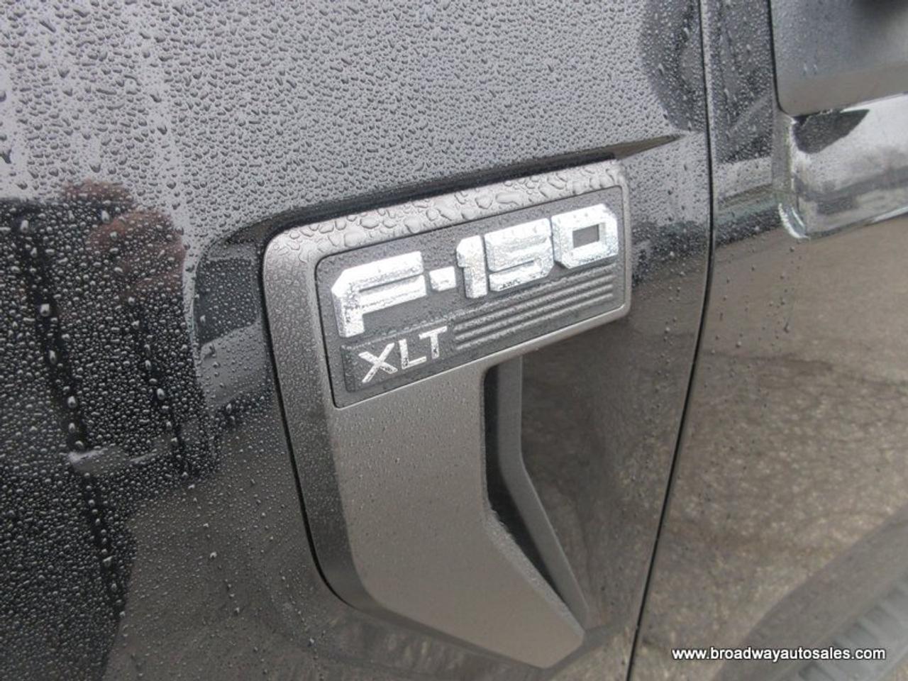 2021 Ford F-150 WORK READY XLT-SPORT-VERSION 5 PASSENGER 5.0L - V8.. 4X4.. CREW-CAB.. SHORTY.. NAVIGATION.. HEATED SEATS.. POWER PEDALS.. BACK-UP CAMERA.. Photo