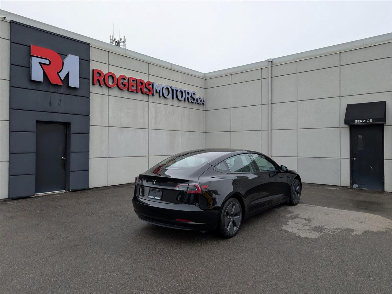 2022 Tesla Model 3 STANDARD Photo4