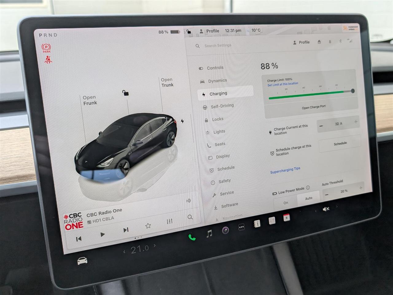 2022 Tesla Model 3 STANDARD Photo
